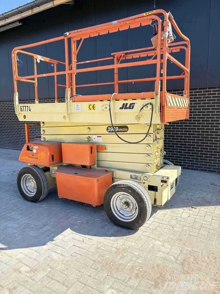 JLG 3969 가위형 리프트