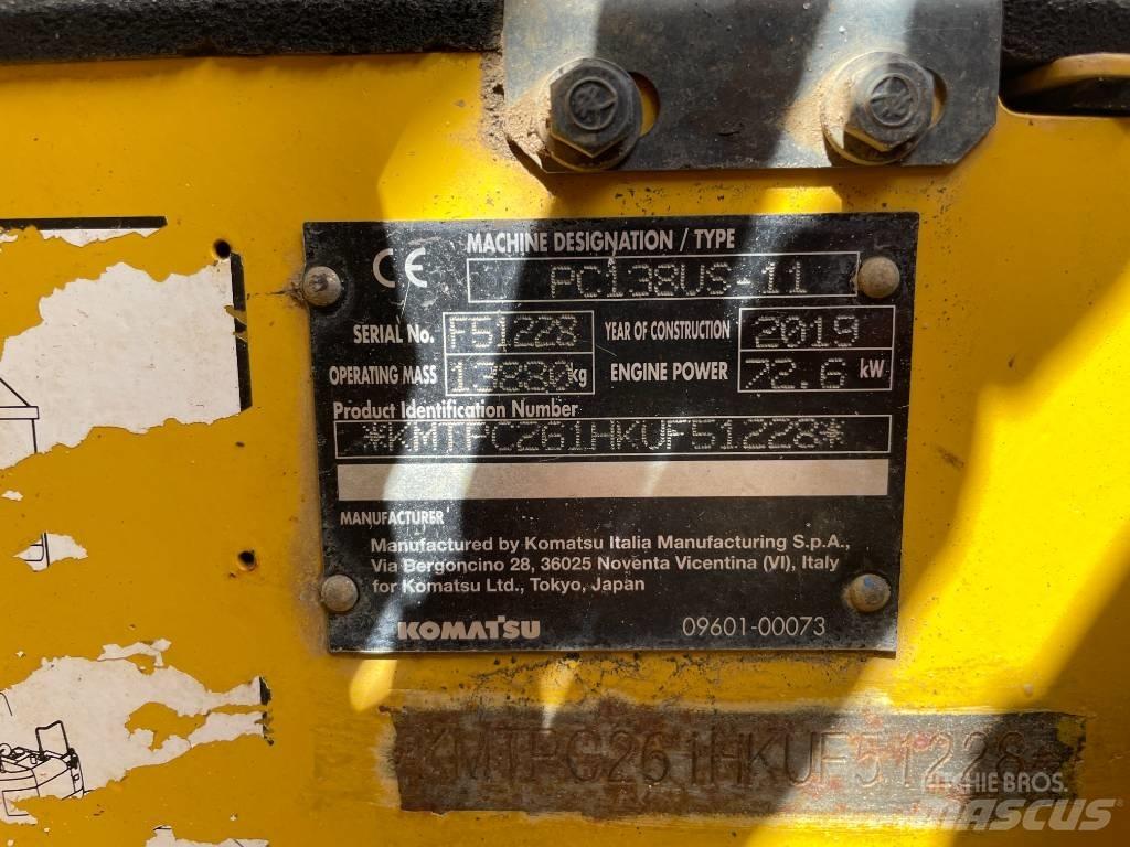 Komatsu PC 138 US-11 대형 굴삭기 29톤 이상