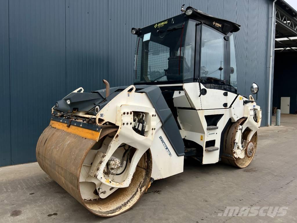 Bomag BW151AD-5 트윈 드럼 롤러