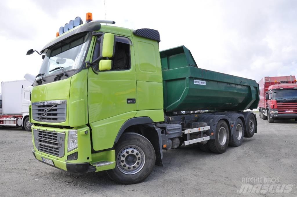 Volvo FH16 8X4 덤프 트럭