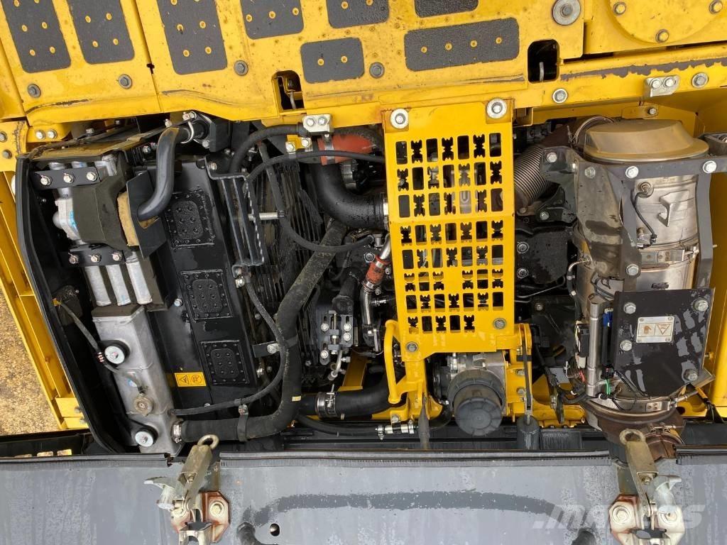 Komatsu PC 240 LC 롱리치 굴삭기