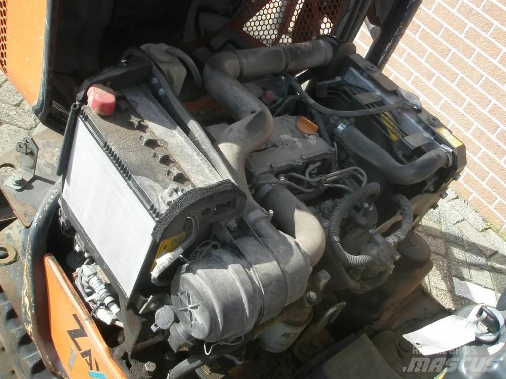 Hitachi ZX10U-2 소형 굴삭기 7톤 미만