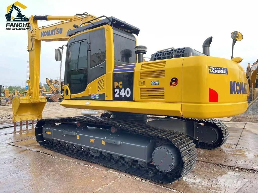 Komatsu PC240 대형 굴삭기 29톤 이상