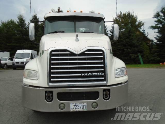 Mack CXU 613 트랙터 유닛