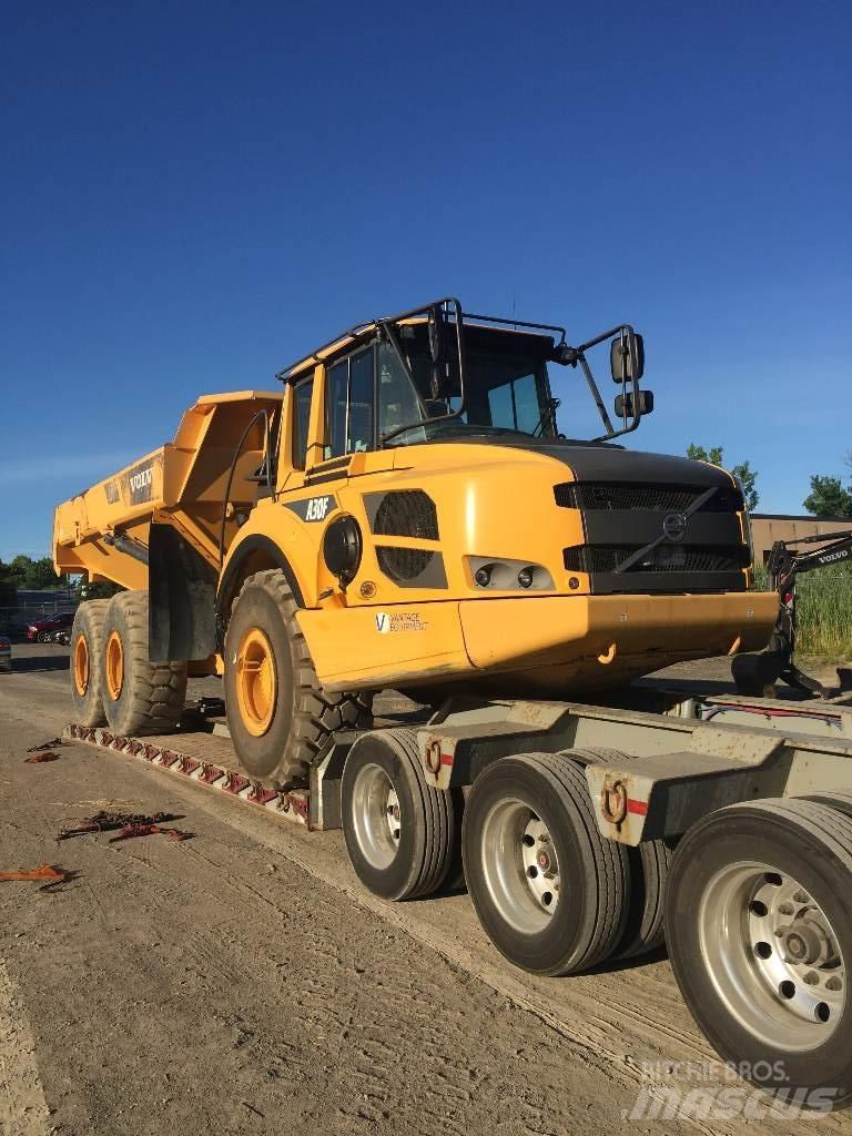 Volvo A 30 F 연결식 홀러
