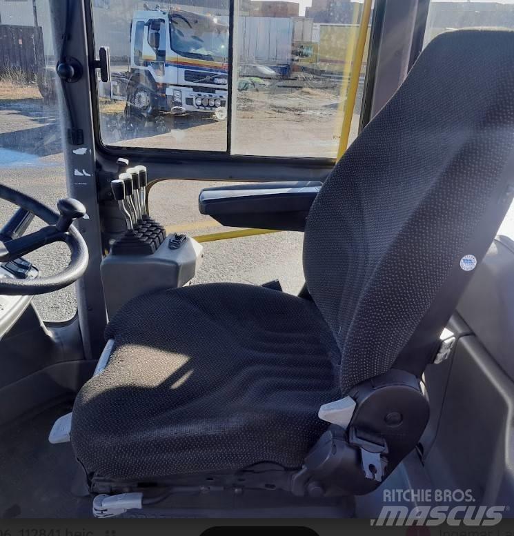 Kalmar DCF80-6 디젤 지게차