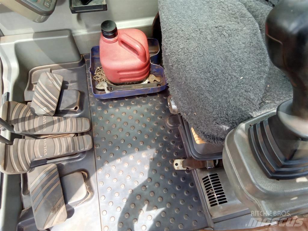 Volvo EC 140 BLC 대형 굴삭기 29톤 이상