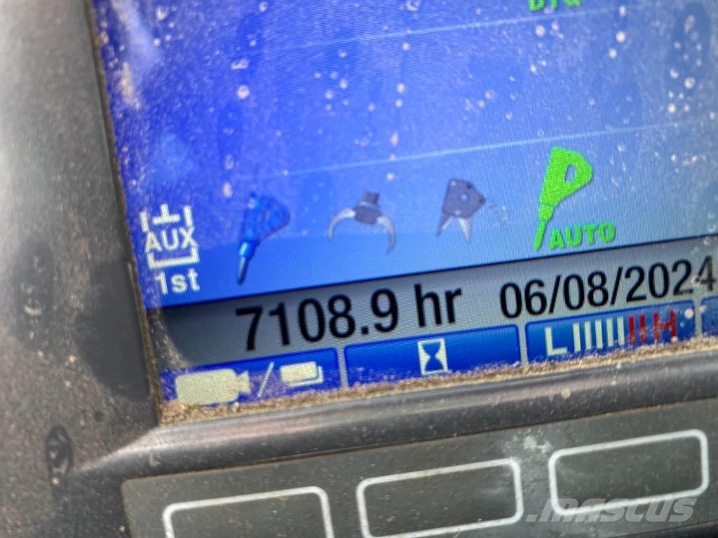 Takeuchi TB 295 W  휠 굴삭기