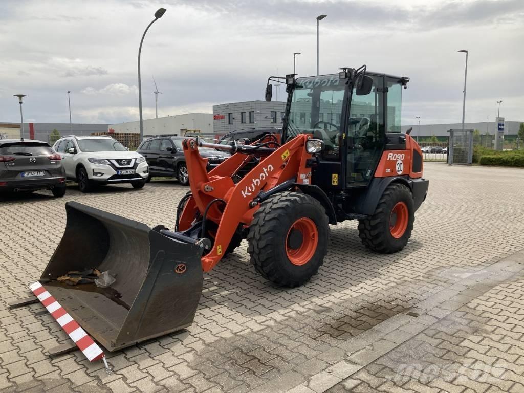 Kubota R 090  스키드로더