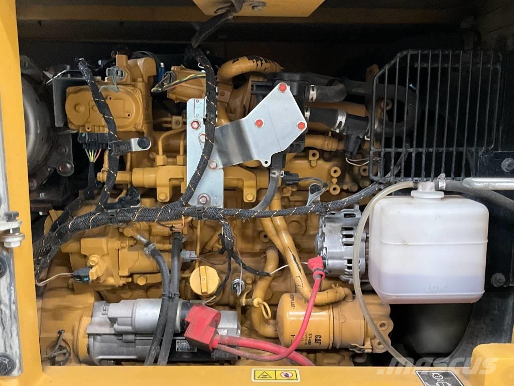 CAT 308 CR 중형굴삭기 7톤-28톤