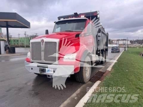 Kenworth T880 덤프 트럭