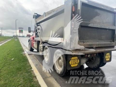 Kenworth T880 덤프 트럭
