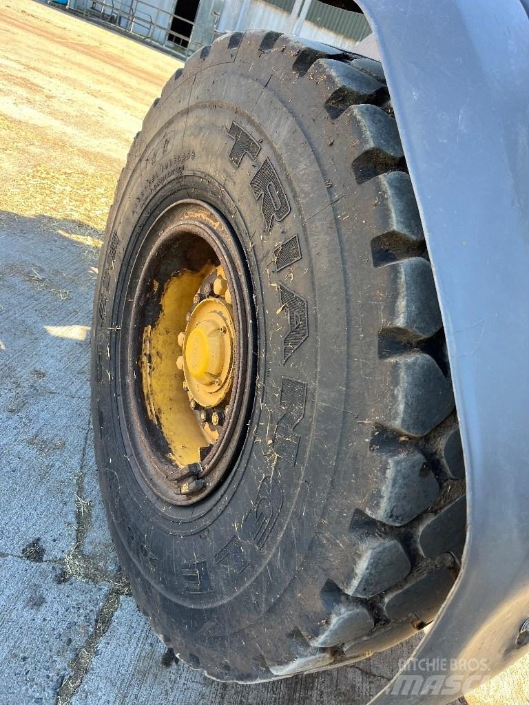 Volvo L 90 G  휠로우더