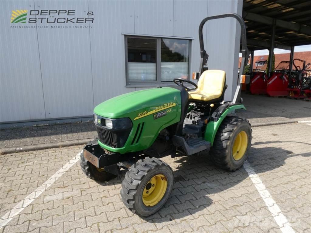 John Deere 2320 소형 트랙터