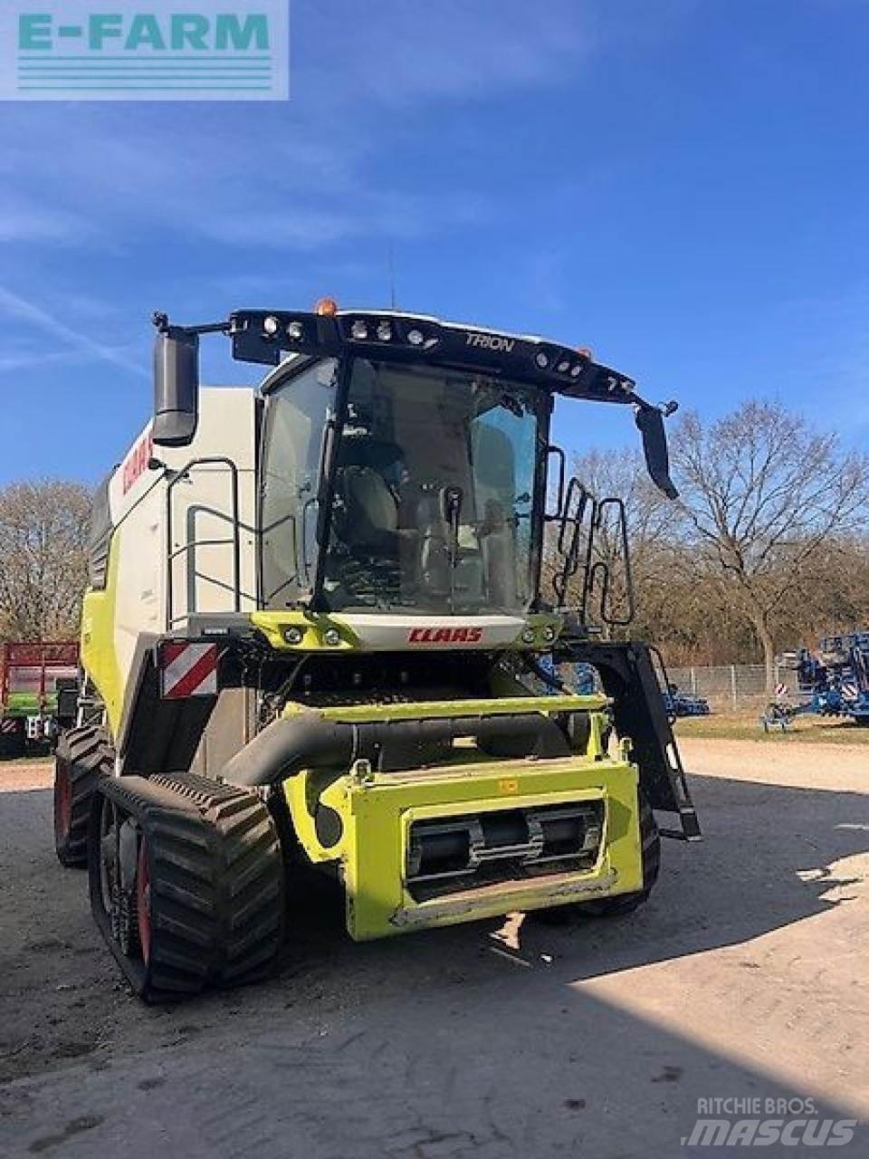 CLAAS trion 730tt 콤바인 수확기