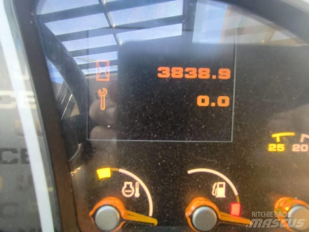 JCB 535-95 텔러 핸들러