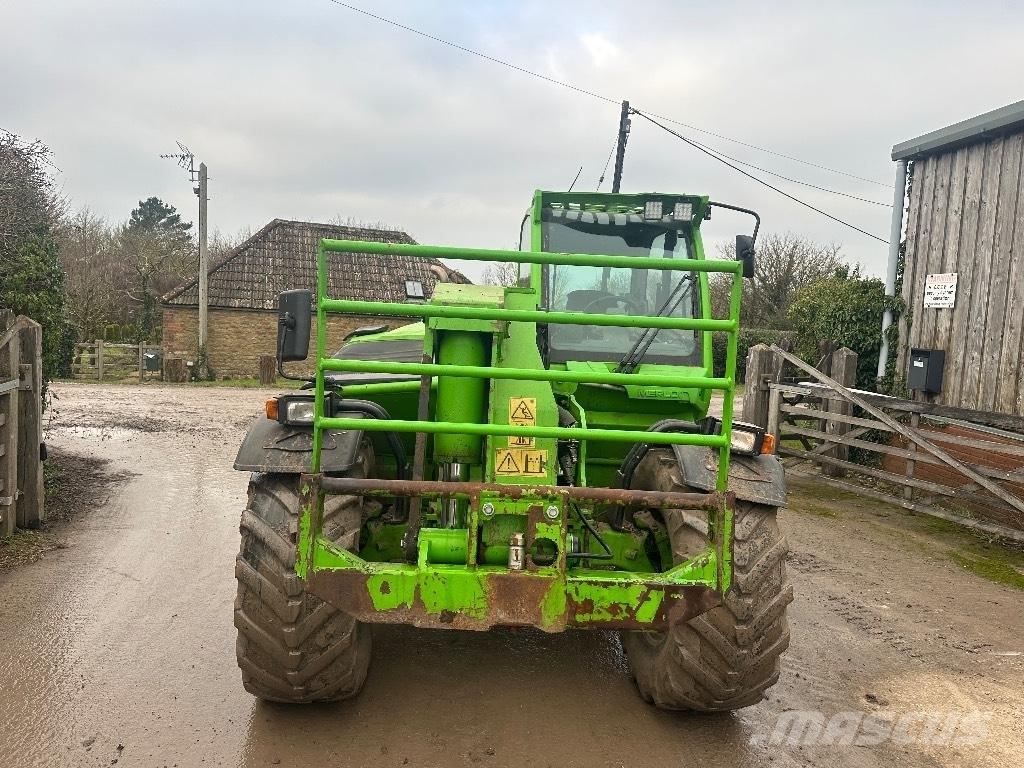 Merlo 42.7 텔러 핸들러