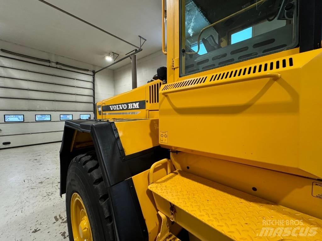 Volvo L 90C  휠로우더