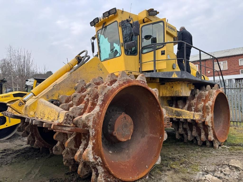 Bomag BC 972 RB-4 폐기물 다짐기