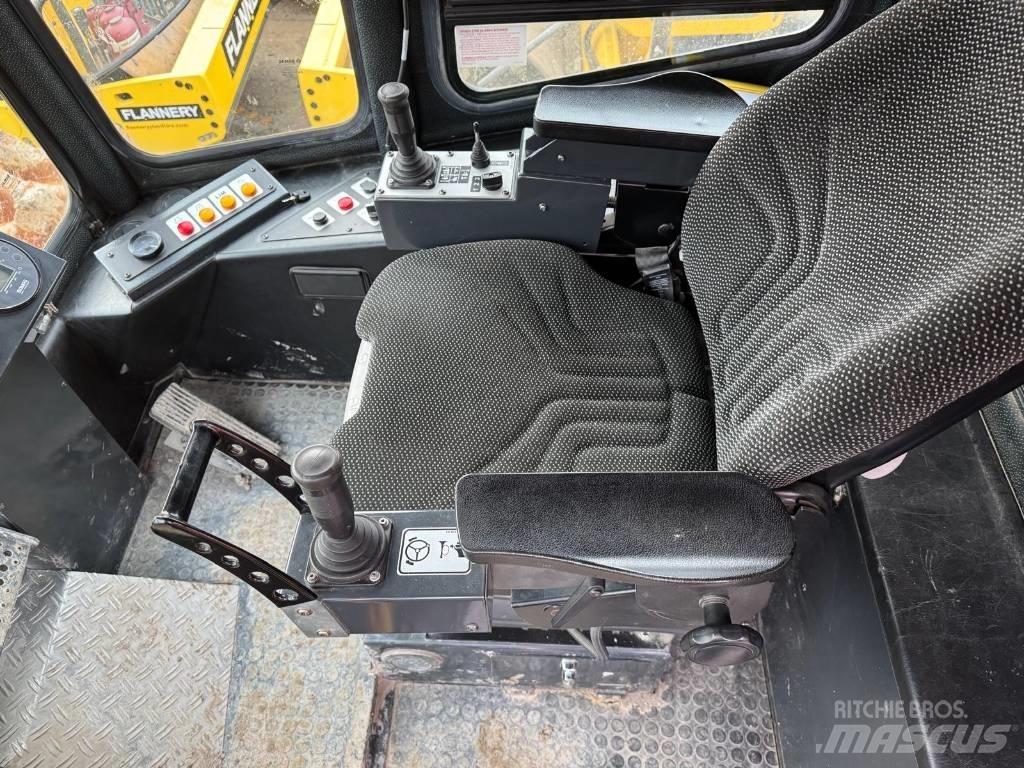 Bomag BC 972 RB-4 폐기물 다짐기