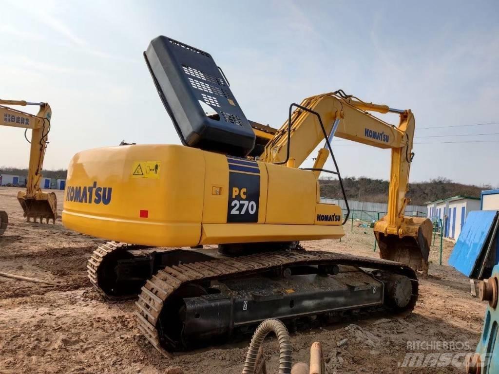 Komatsu PC 270 대형 굴삭기 29톤 이상