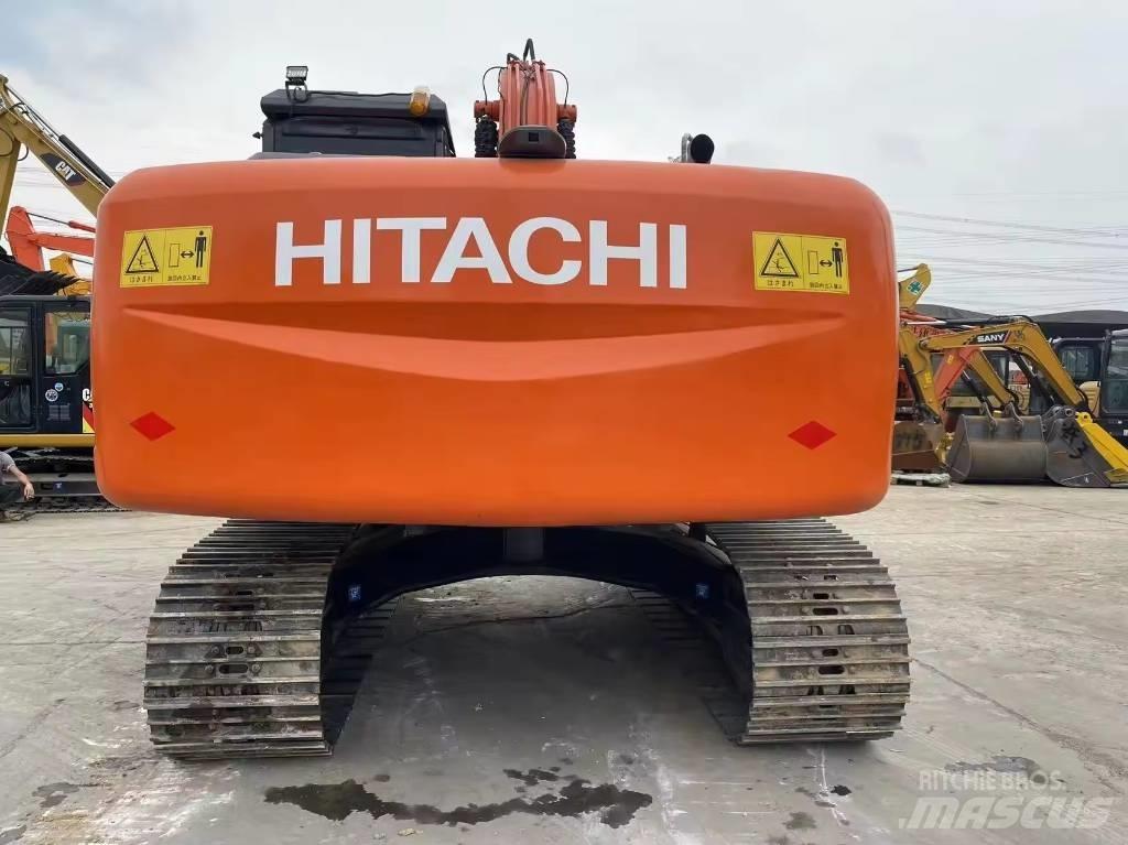 Hitachi ZX 200 대형 굴삭기 29톤 이상