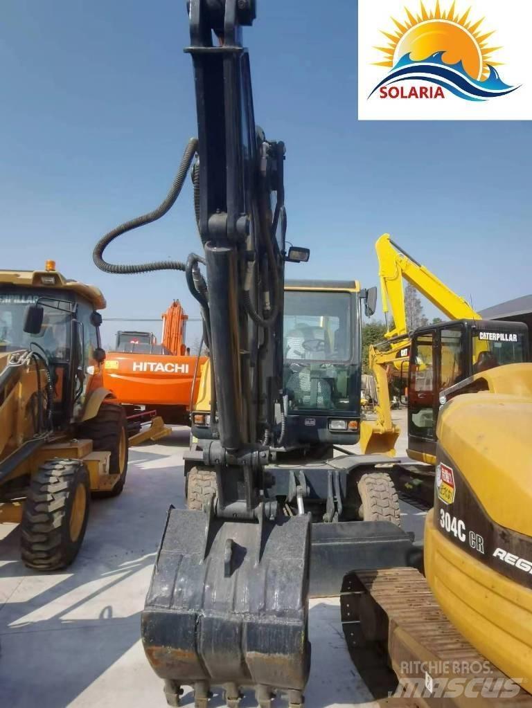 Hyundai R60W vs 소형 굴삭기 7톤 미만