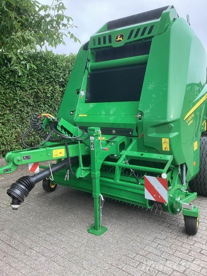 John Deere V461M 원형 곤포기