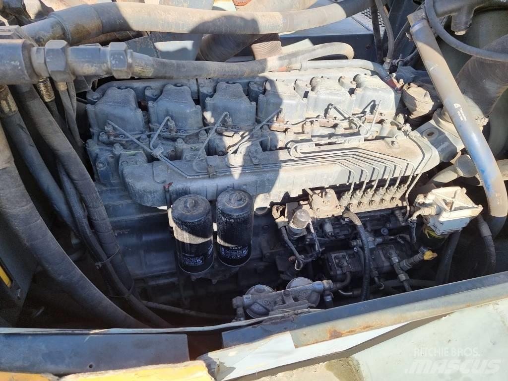 Liebherr 556  휠로우더