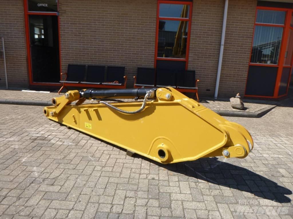 CAT 320 GC 백호