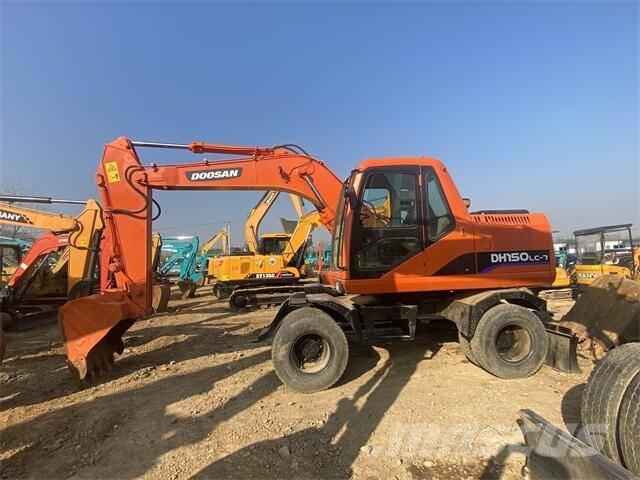 Doosan DH150 대형 굴삭기 29톤 이상