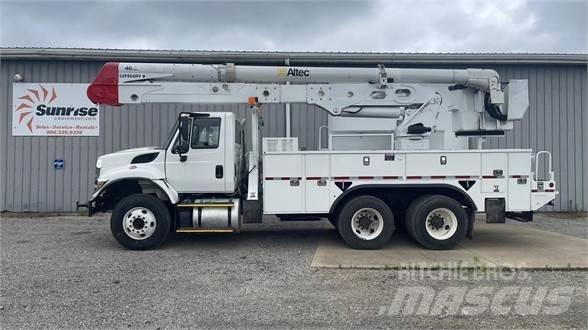 Altec AA55E 트럭 탑재 고소작업대