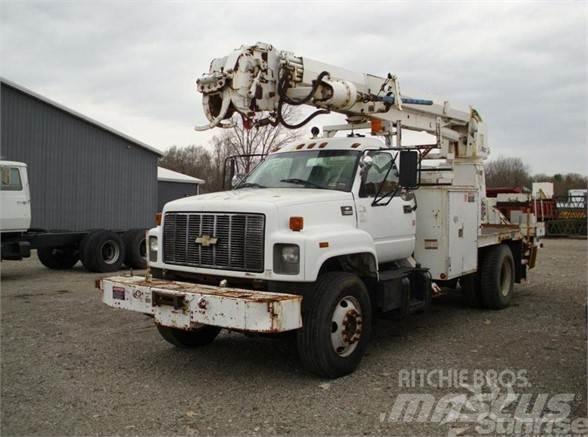 Altec D947BB 트럭 탑재 고소작업대
