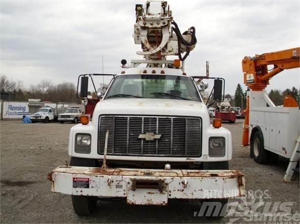Altec D947BB 트럭 탑재 고소작업대
