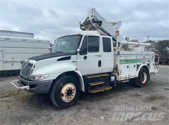 Altec TA40 트럭 탑재 고소작업대
