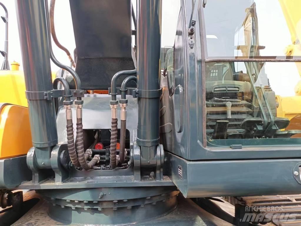 Hyundai 305-9 대형 굴삭기 29톤 이상