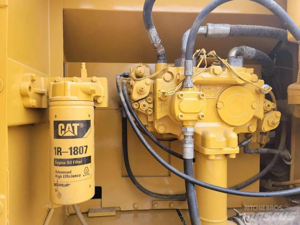 CAT 325 D 대형 굴삭기 29톤 이상