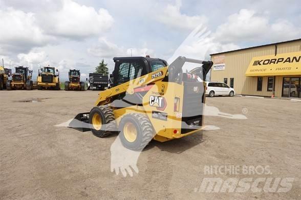 CAT 262D3  스키드로더