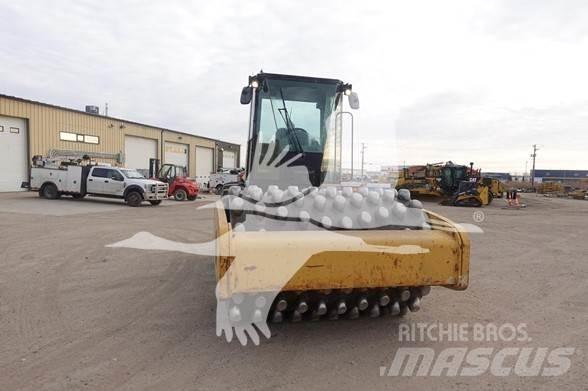 CAT CP-573E 싱글 드럼 롤러