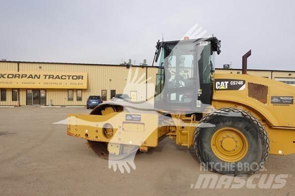 CAT CS74B 싱글 드럼 롤러