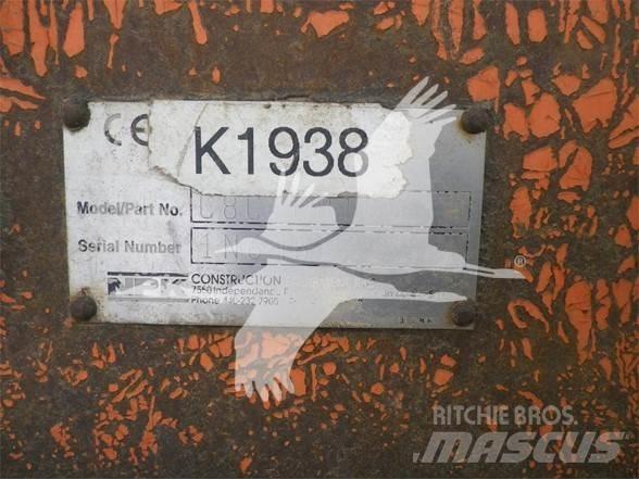 NPK C8C C8100 진동롤러