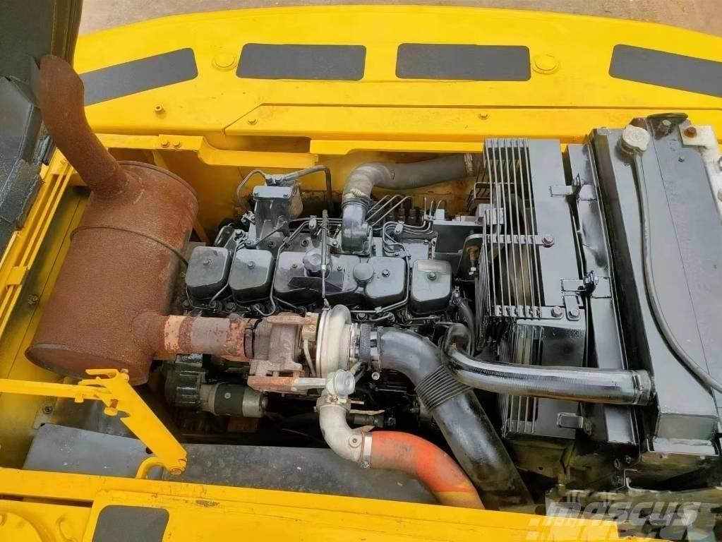 Komatsu pc220-7 대형 굴삭기 29톤 이상