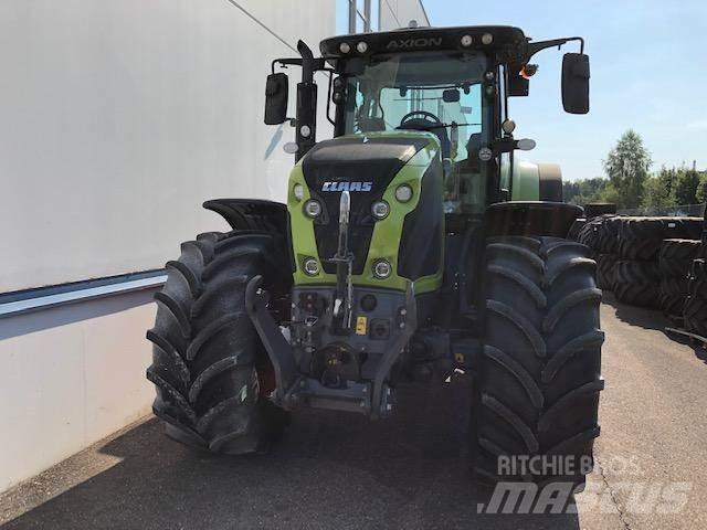 CLAAS AXION 810 트랙터