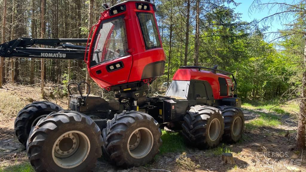 Komatsu 931 XC 원목 하베스터