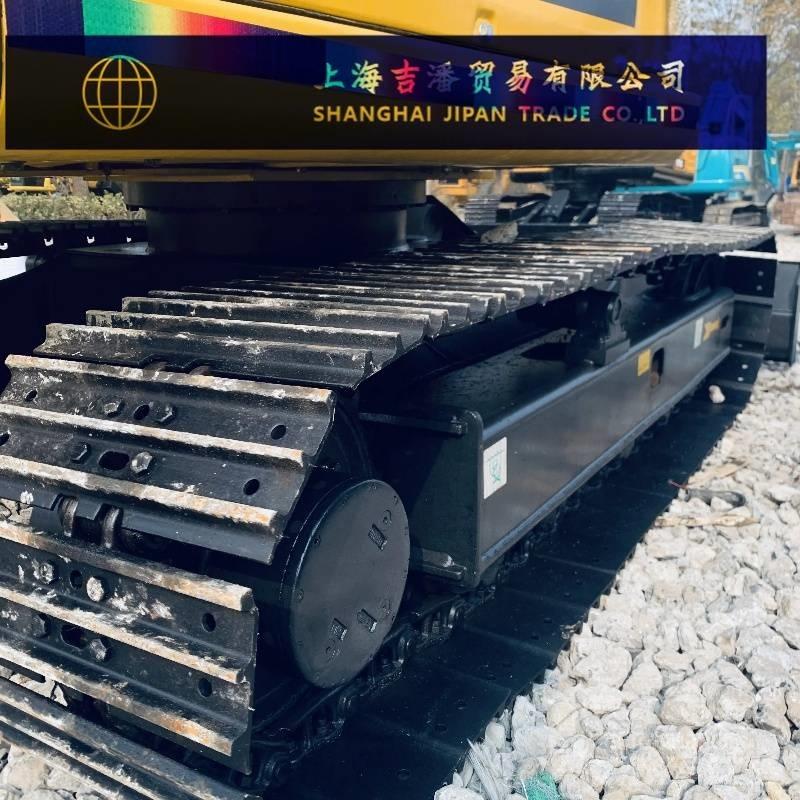 Komatsu PC 70 소형 굴삭기 7톤 미만