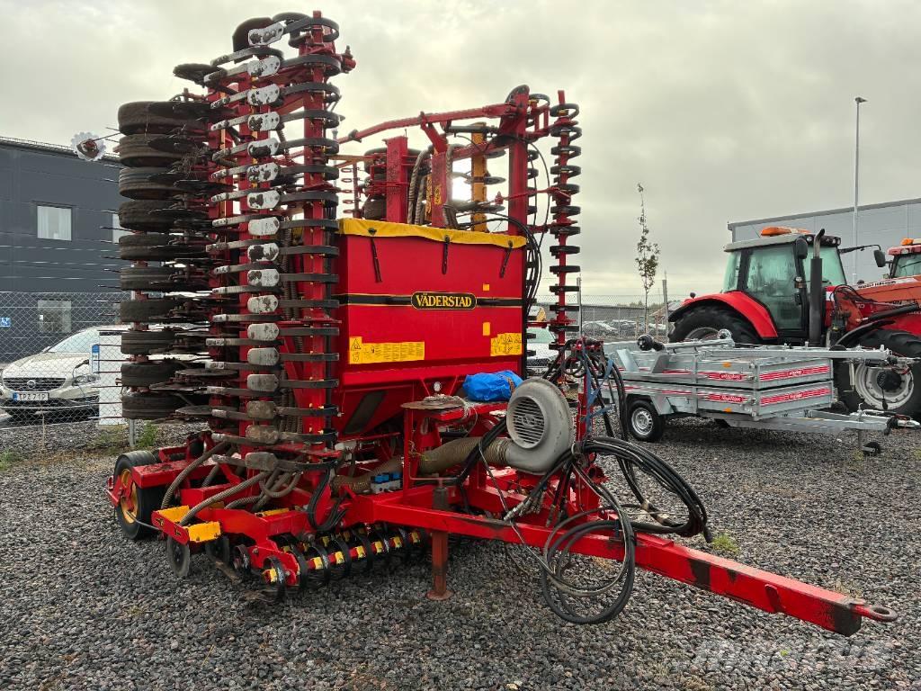 Väderstad Rapid800 드릴