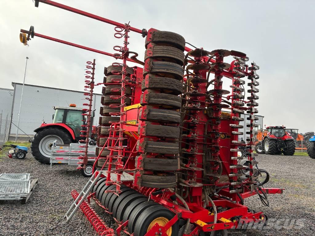 Väderstad Rapid800 드릴