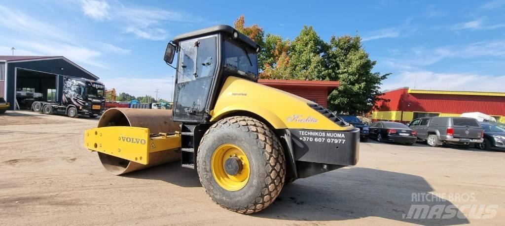 Volvo SD 105 DX 싱글 드럼 롤러