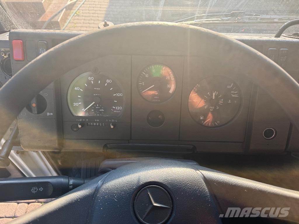 Mercedes-Benz 817 트럭 탑재 고소작업대