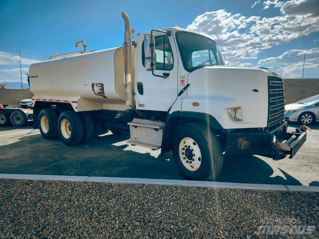 Freightliner 108 SD 급수차